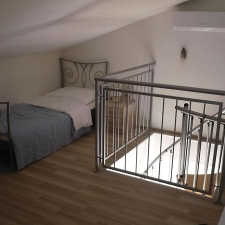 Olive Apartments Ugljan Extérieur photo