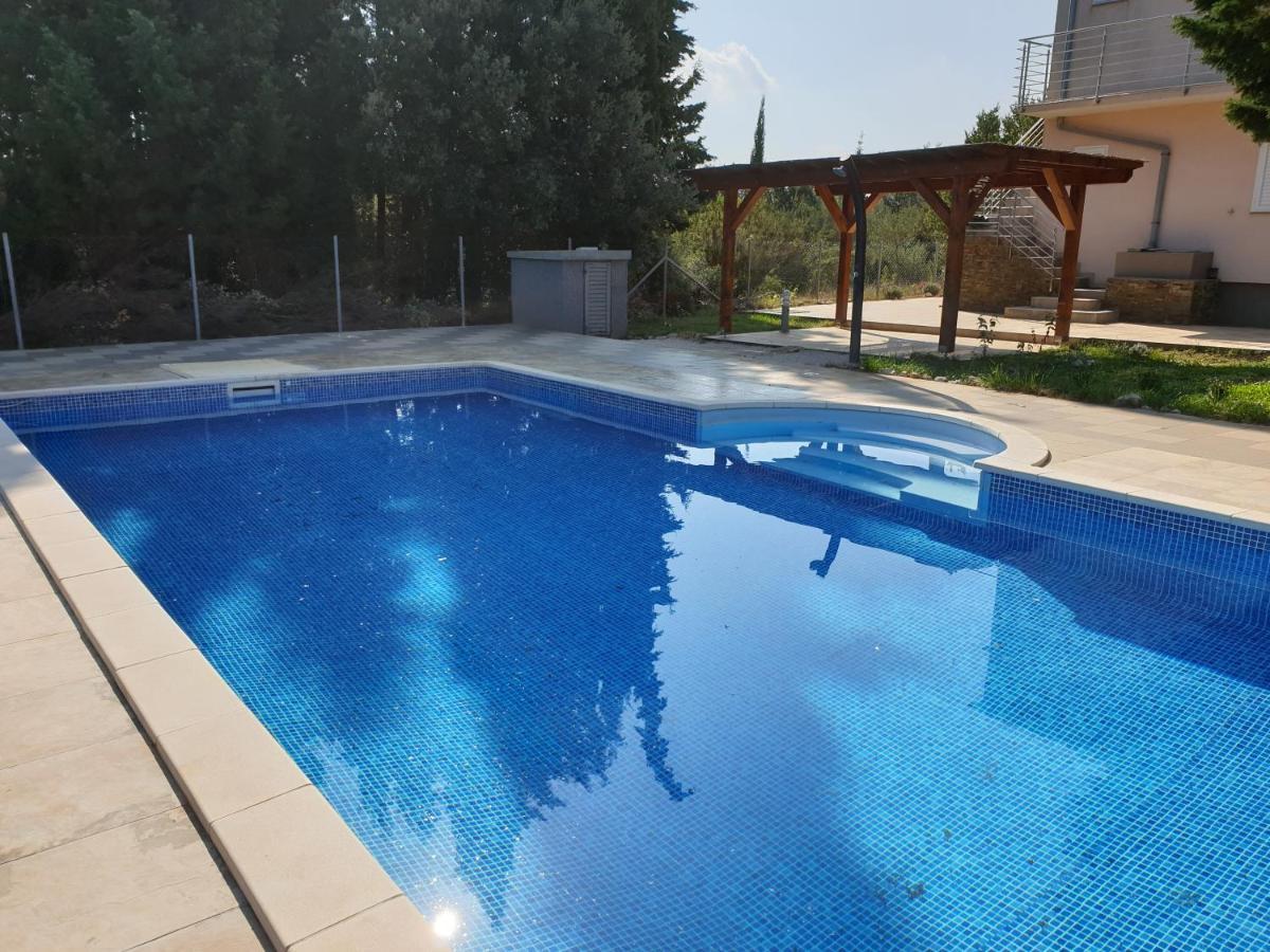 Olive Apartments Ugljan Extérieur photo