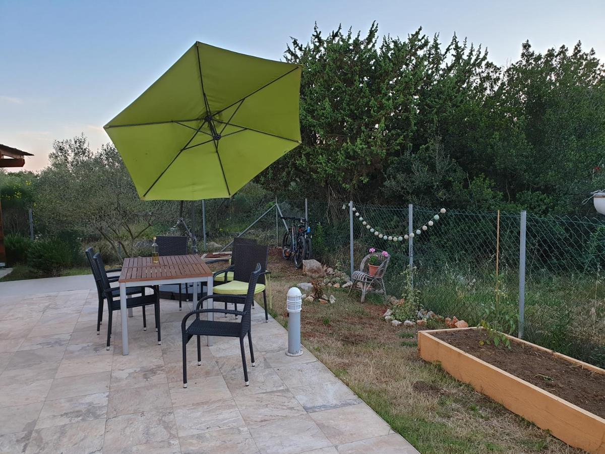 Olive Apartments Ugljan Extérieur photo