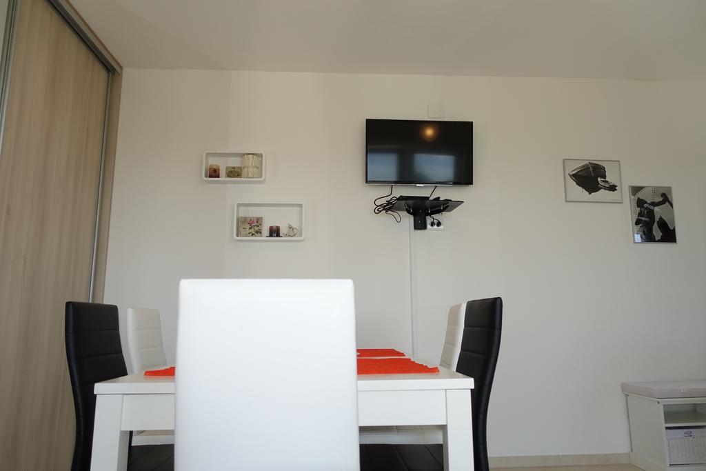 Olive Apartments Ugljan Extérieur photo